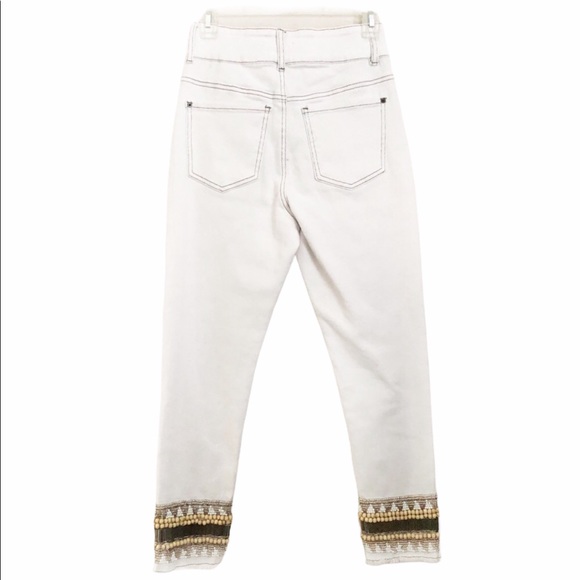 Luxe Moda Frayed Hem Embellished Jeans White Sz 4 - Picture 6 of 11